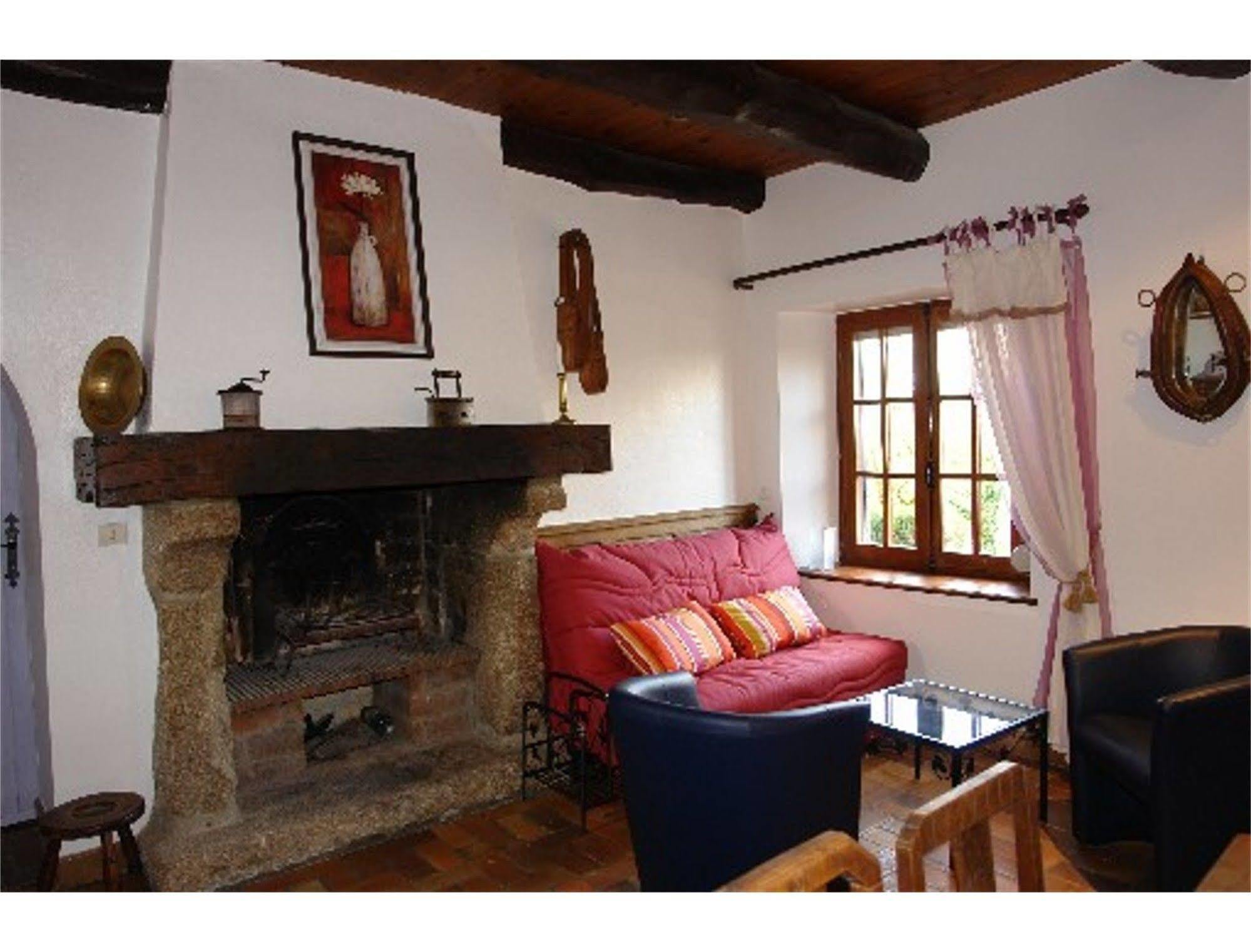Domaine Le Puits De Jeanne Hotel Plouégat-Moysan Exterior photo