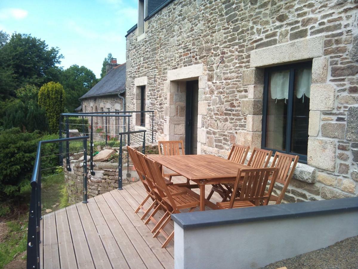 Domaine Le Puits De Jeanne Hotel Plouégat-Moysan Exterior photo